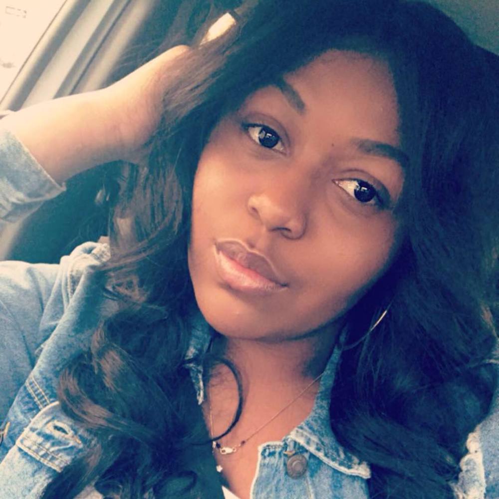 Meet your Posher, Tanea